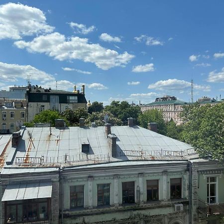 Світло Є! Історичний Центр! Διαμέρισμα Κίεβο Εξωτερικό φωτογραφία